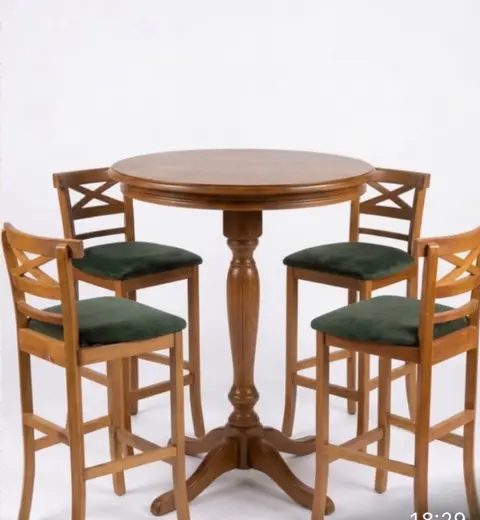 Bistro alto c/ 4 banqueta com acento verde